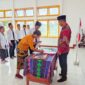 Ketua Panwascam Boleng Lantik 9 Pengawas Desa se-Boleng. (Foto: Istimewa)