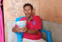 Abdul Rasid Ibrahim (70) warga Kampung Baru, Dusun Rengge, Desa Bari, Kecamatan Macang Pacar. (Foto: Info Labuan Bajo)