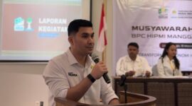 Cristo Y. Mario Pranda Saat Memberi Sambutan Dalam Musyawarah Cabang HIPMI Manggarai Barat di Sudamala Resort Labuan Bajo, Selasa (18/03/2025).