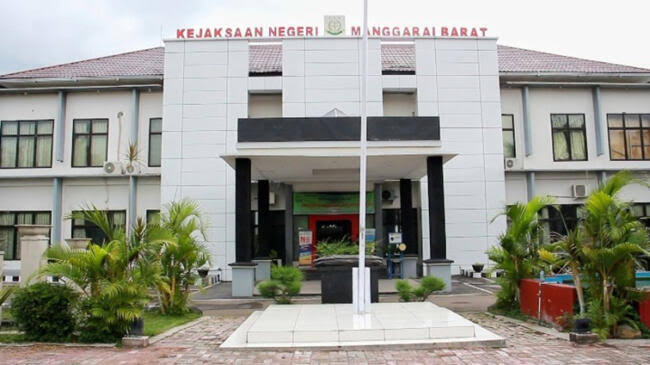 Dukungan Netizen Mengalir untuk Kejaksaan Negeri Manggarai Barat: Periksa Semua Desa