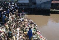 Banjir Maut di Musim Kemarau! Air Setinggi Pinggang Terjang Kota Mataram, 30 Ribu Jiwa Jadi Korban!