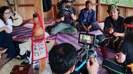 Ngamuk di Facebook! Ketua Pokdarwis Liang Bua Semprot Media Bodong: ‘Kalau Tak Senang, Temui Saya di Liang Galang!’