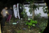 Fortuner Masuk Jurang di Lembor, Manggarai Barat.