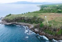 Pantai Watu Weri, Surga Tersembunyi di Ujung Tebing Lembor Selatan