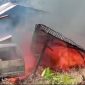 Kebakaran Hebat Hanguskan Rumah dan Mobil Warga di Manggarai Timur