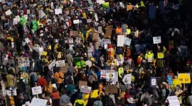 Aksi “No Kings” Guncang Amerika: Ribuan Warga Tolak Pemerintahan Donald Trump