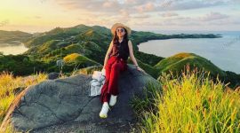 Bukit Cinta Labuan Bajo: Spot Romantis Menikmati Sunset dan Keindahan Kota dari Ketinggian