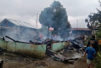 Api Mengamuk Siang Hari di Ruteng, Rumah Guru Ini Ludes Tinggal Puing