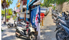 Labuan Bajo Cantik untuk Difoto, Tapi Trotoarnya Mati untuk Pejalan Kaki