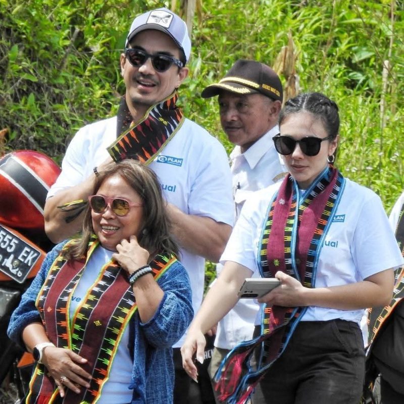 Wulan Guritno Menyusuri Sekolah Krisis Air di Manggarai