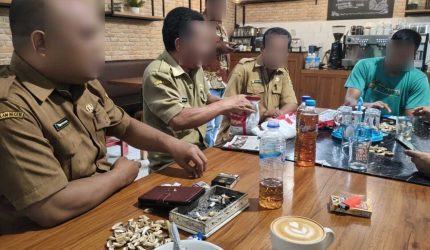 Soal Foto “Pesta Miras” ASN di Labuan Bajo, Ada Pengakuan: Memang Ada Sopi di Atas Meja Tapi Tidak Minum