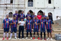 Datang dari Labuan Bajo, Singa Tua FC Langsung Sumbang Belasan Juta, Laga Amal di Paroki Reweng Diserbu Penonton