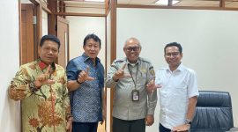 Pada Senin (14/4/2026), Weng bertemu dengan Ketua Umum Dewan Pengurus Nasional (DPN) Tani Merdeka Indonesia (TMI), Don Muzakir, di Gedung Pusat TMI.
