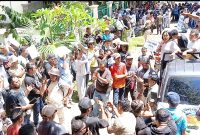 Tangis Pekerja Wisata di Labuan Bajo: Dampak Kuota 1.000 Wisatawan, Rencana Nikah 2027 Batal