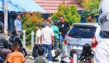 Sopir Pariwisata vs Driver Grab Ricuh di Labuan Bajo Ricuh di Jalan, Diduga Rebutan Penumpang hingga Berujung Kekerasan