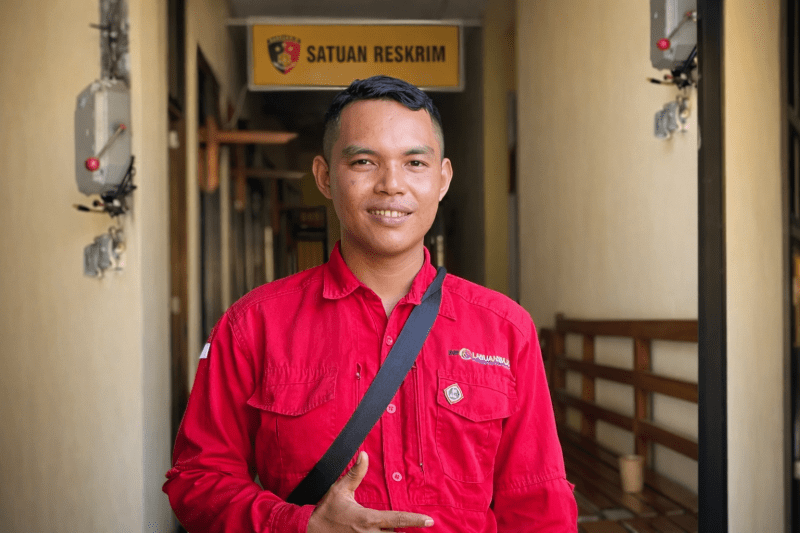 Wartawan Info Labuan Bajo, Remi Nahal usai melapor secara resmi ke Polres Manggarai Barat