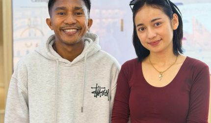 Hubungan Hancur! Om Kobus dan Reny Kantar Jadi Perbincangan Panas Dunia Maya
