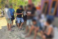 Digerebek di Siang Bolong! Dua Pemuda di Labuan Bajo Tertangkap, Sabu Disembunyikan di Kotak Rokok